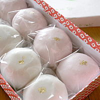 金箔上用饅頭